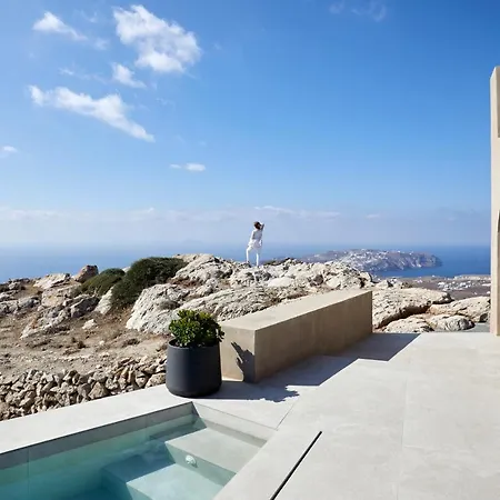 Santorini Sky, The
