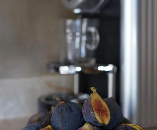 Santorini Sky, The * Pýrgos