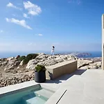 Santorini Sky, The