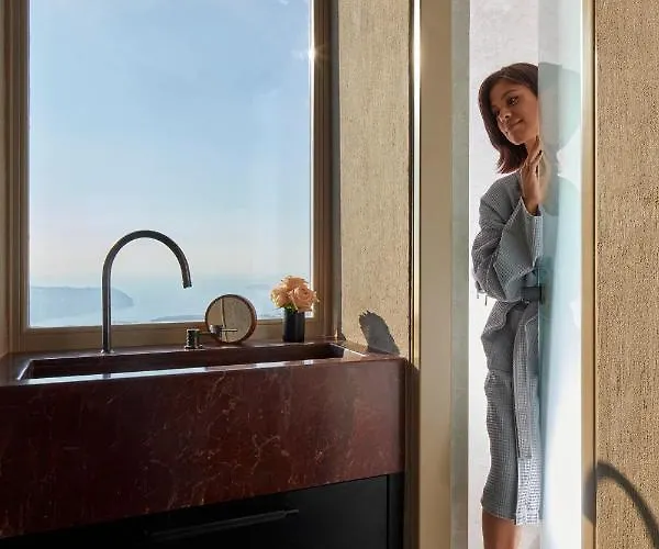 Santorini Sky, The Villa