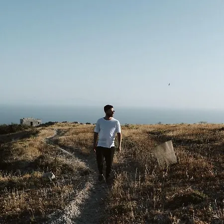 Villa Santorini Sky, The Pýrgos