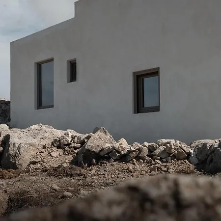 Santorini Sky, The Villa *