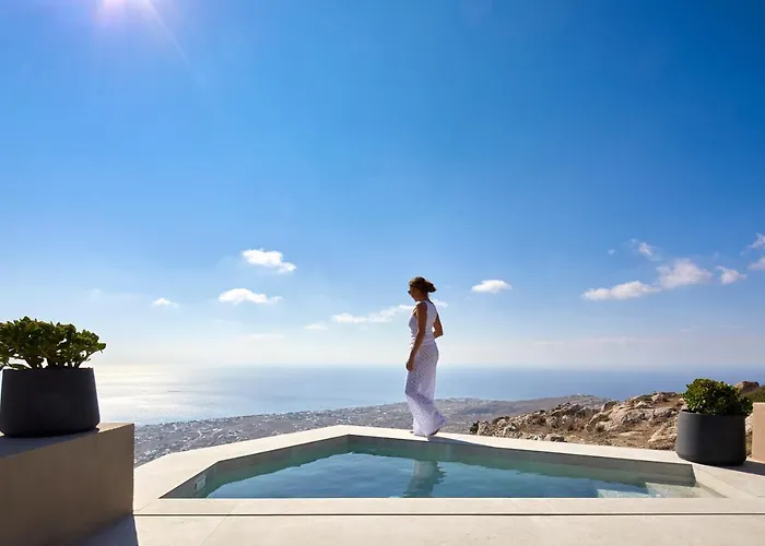 Santorini Sky, The Villa Pyrgos Kallistis