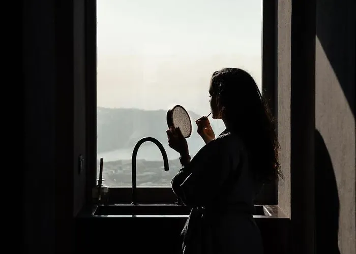 Santorini Sky, The Villa