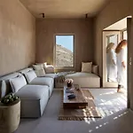 Villa Santorini Sky, The