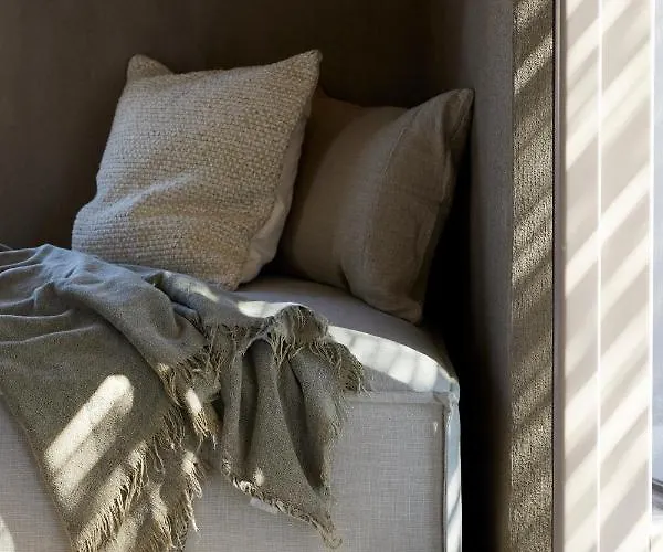 Santorini Sky, The فيلة